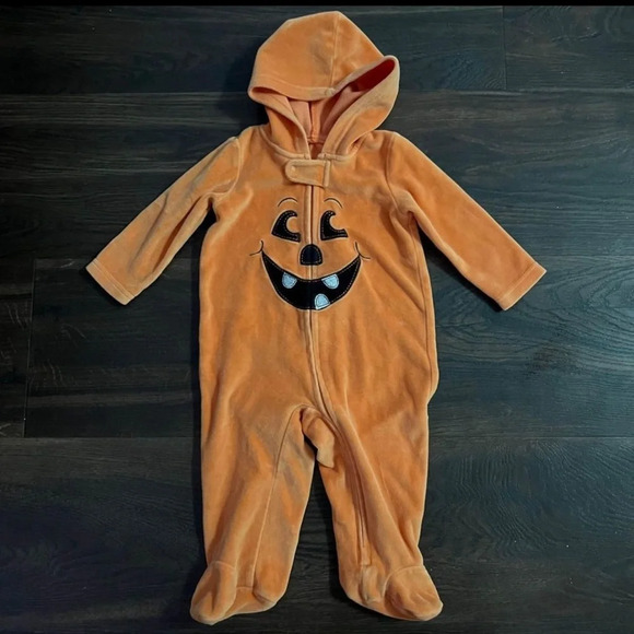 6-9 months soft pumpkin costume footie sleeper - Picture 1 of 7